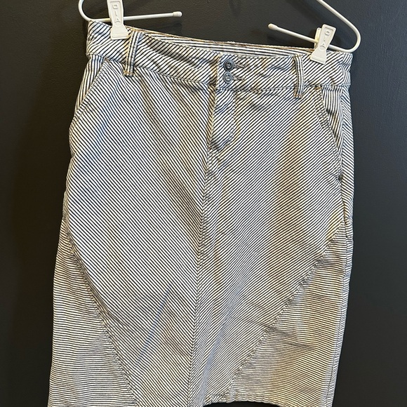 Pilcro by Anthropologie | Denim Pencil Skirt | Stripes | Sz 26 - Picture 2 of 9